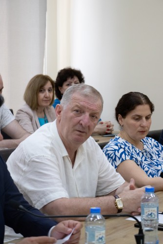 კომიტეტებმა სამინისტროებისა და უწყებების ძირითადი მონაცემებისა და მიმართულებების შესახებ ინფორმაცია მოისმინეს