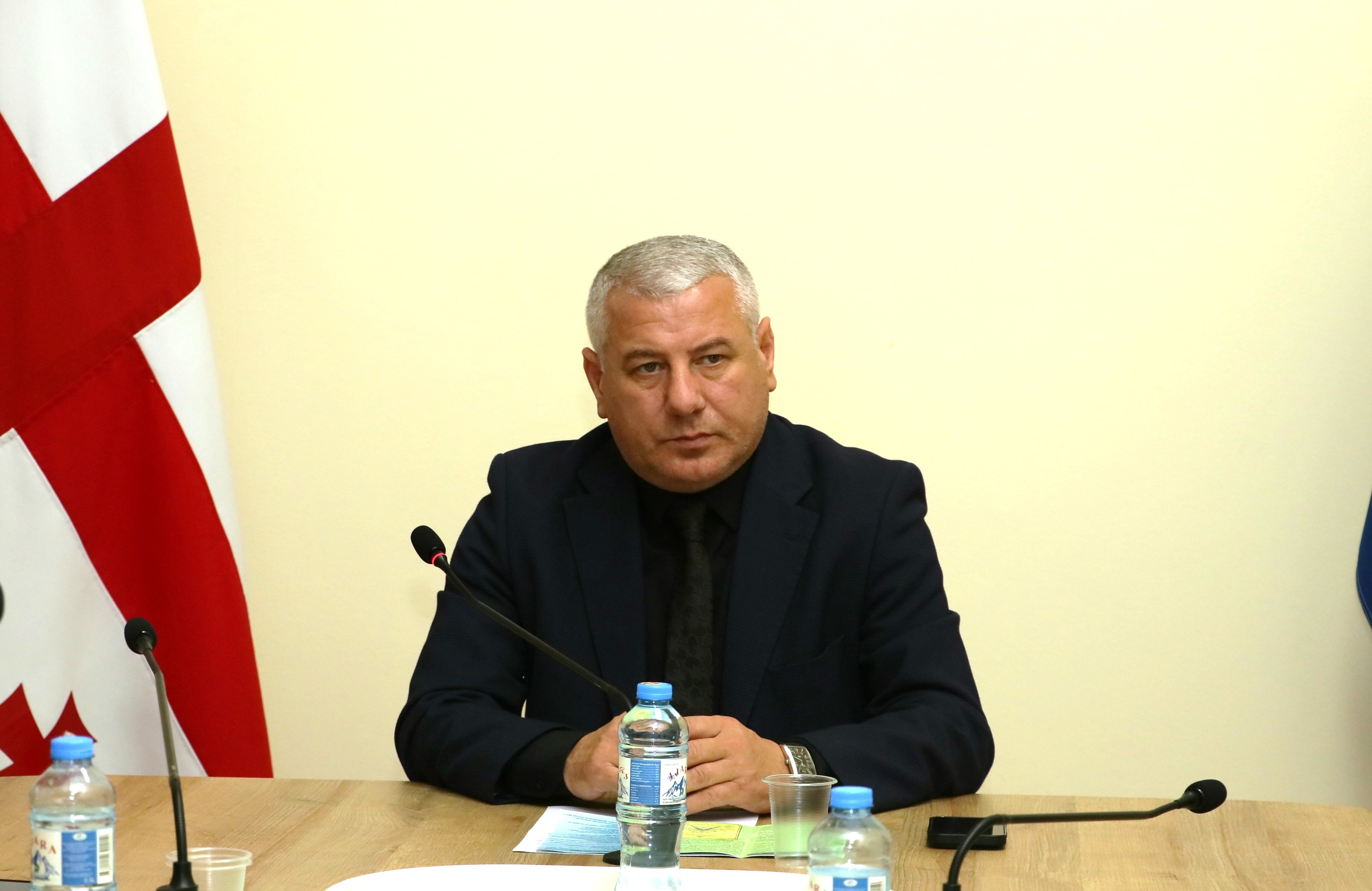 აგრარულ და გარემოს დაცვის საკითხთა კომიტეტის სხდომა