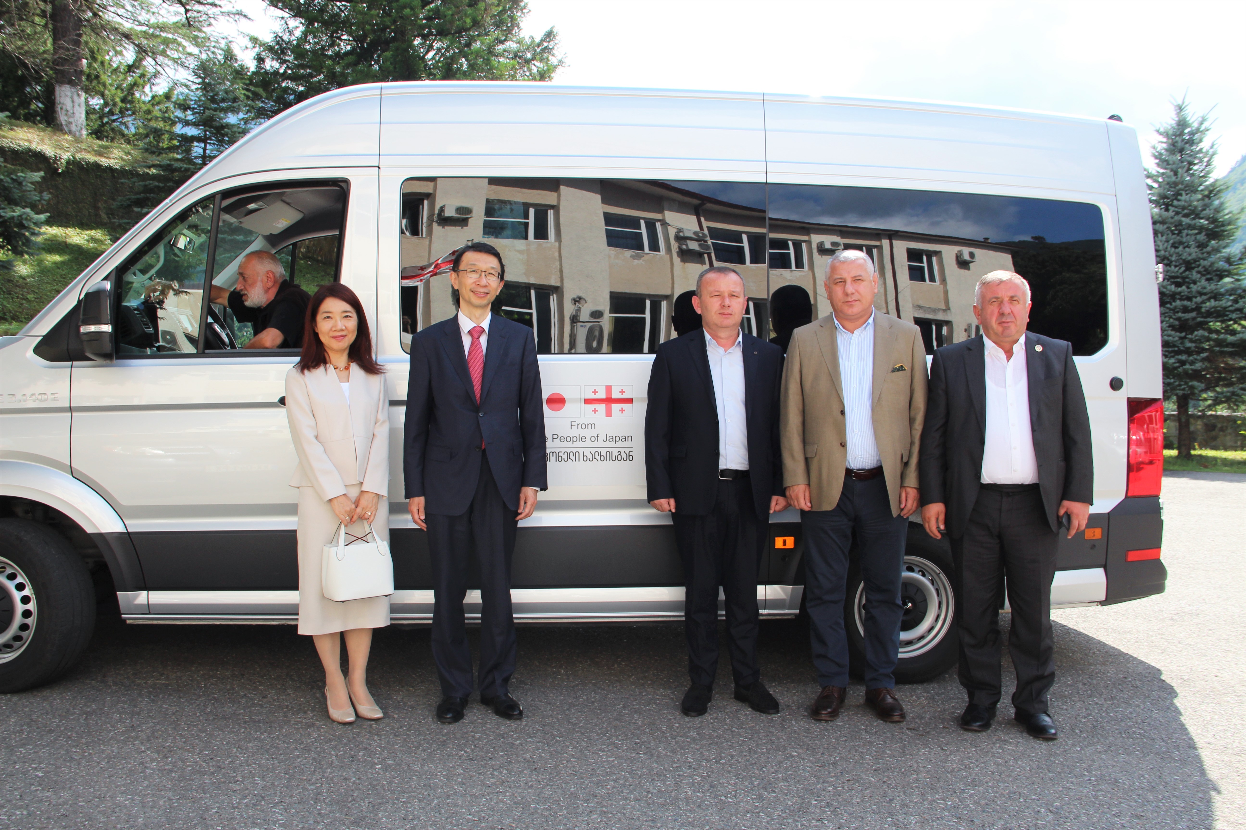 ქედის მუნიციპალიტეტს ეკოავტობუსი გადასცეს