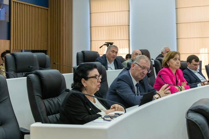 აჭარის უმაღლეს საბჭოში, „მინისტრის საათის“ ფორმატში, ფინანსთა და ეკონომიკის მინისტრს - ჯაბა ფუტკარაძეს მოუსმინეს