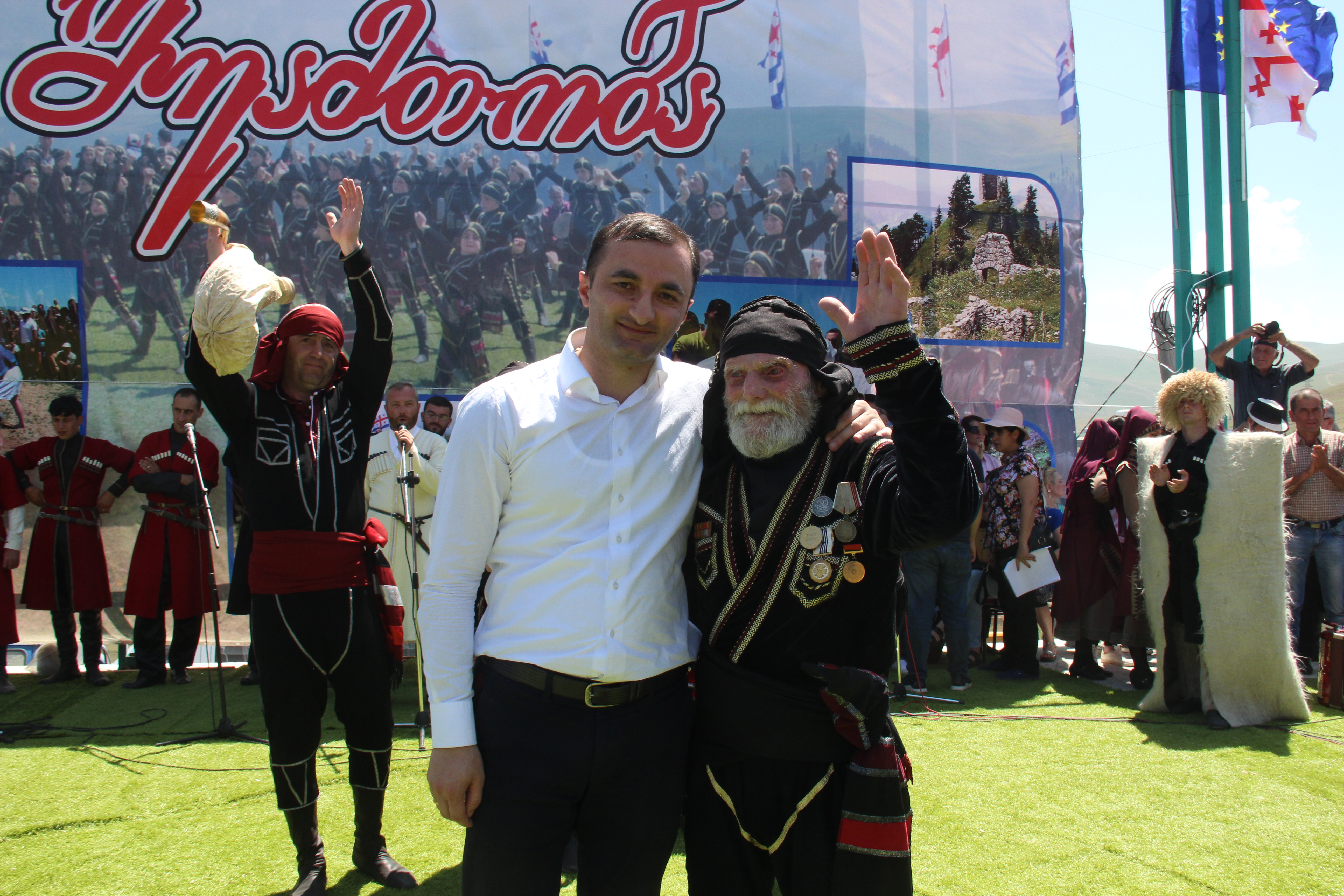 აჭარის უმაღლეს საბჭოში, „მინისტრის საათის“ ფორმატში, ფინანსთა და ეკონომიკის მინისტრს - ჯაბა ფუტკარაძეს მოუსმინეს