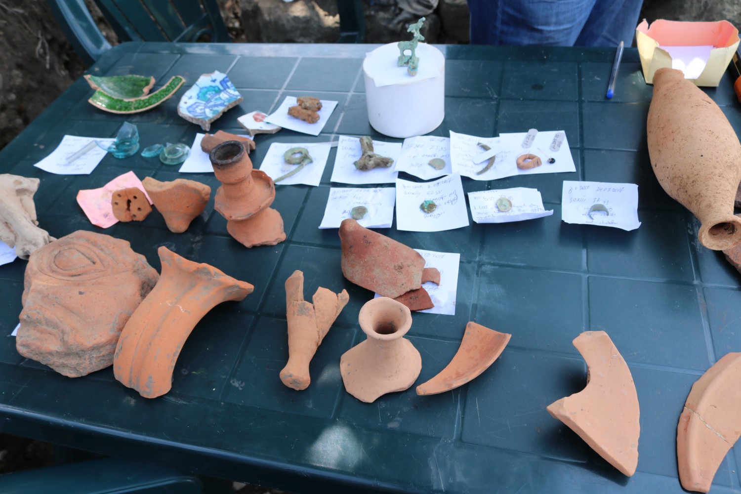 არქეოლოგიური გათხრები გონიოს ციხეში