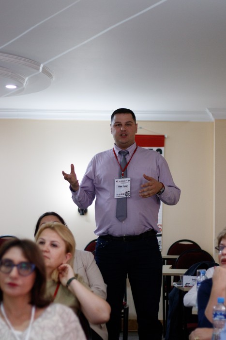 დავით გაბაიძე სოციალურ მეცნიერებებში დებატების თემაზე გამართულ მე-15 საერთაშორისო კონგრესში მონაწილეობდა