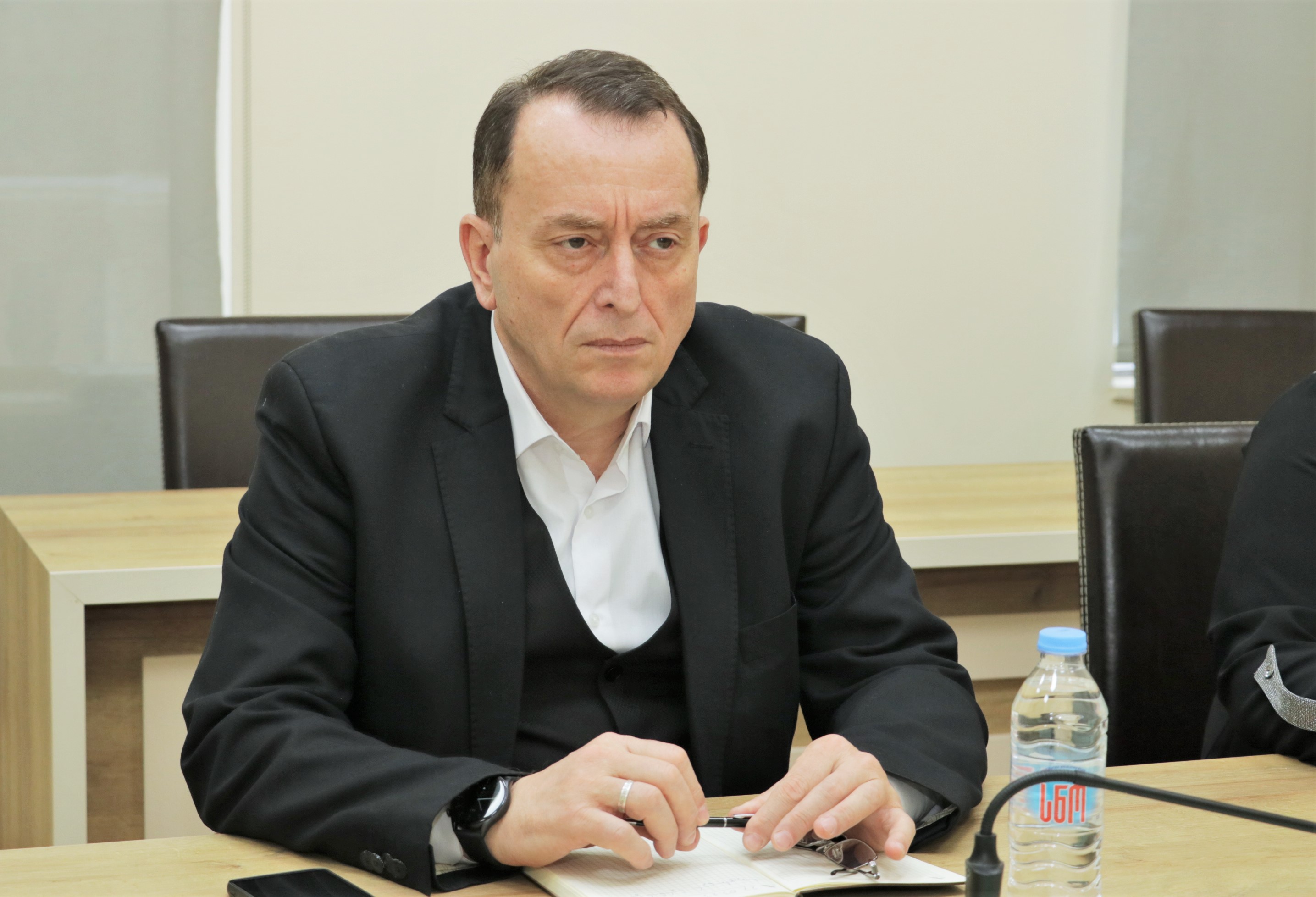 სამუშაო შეხვედრა აუტისტური სპექტრის მქონე ბავშვთა საჭიროებების შესახებ