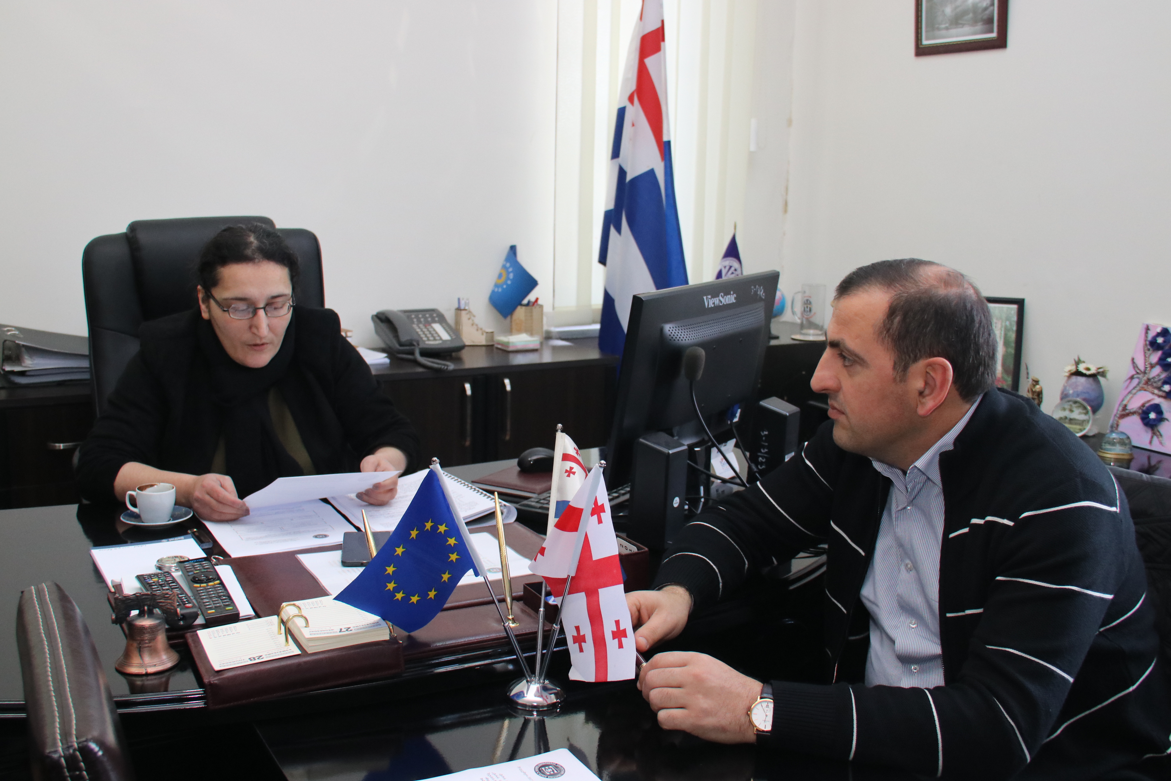 რეგლამენტის პროექტი ბიუროს წარედგინება              