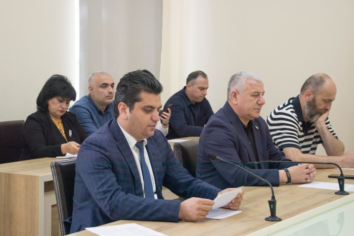 საკონსტიტუციო, იურიდიულ და საპროცედურო საკითხთა კომიტეტის სხდომა