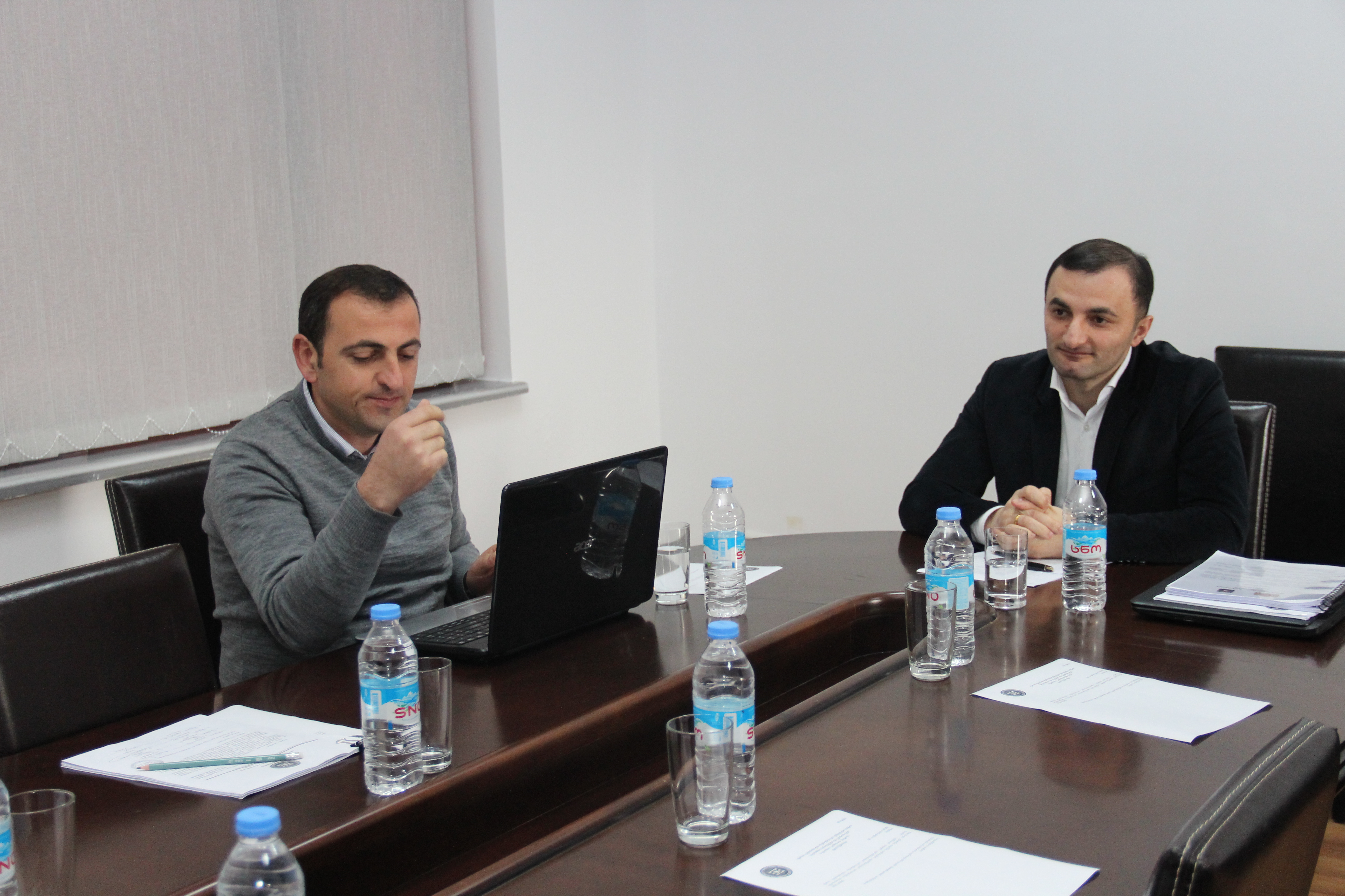 ბიუროს სხდომა