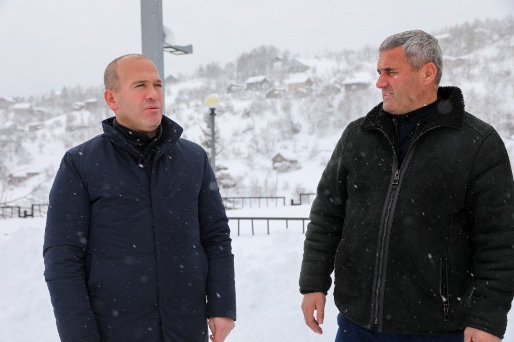 ვახტანგ ბერიძე ხულოს მუნიციპალიტეტში, უხვი ნალექის სალიკვიდაციო სამუშაოებს ადგილობრივი ხელისუფლების წარმომადგენლებთან ერთად გაეცნო