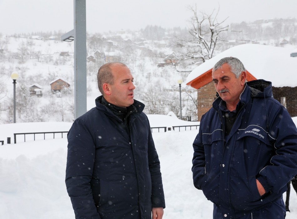 ვახტანგ ბერიძე ხულოს მუნიციპალიტეტში, უხვი ნალექის სალიკვიდაციო სამუშაოებს ადგილობრივი ხელისუფლების წარმომადგენლებთან ერთად გაეცნო