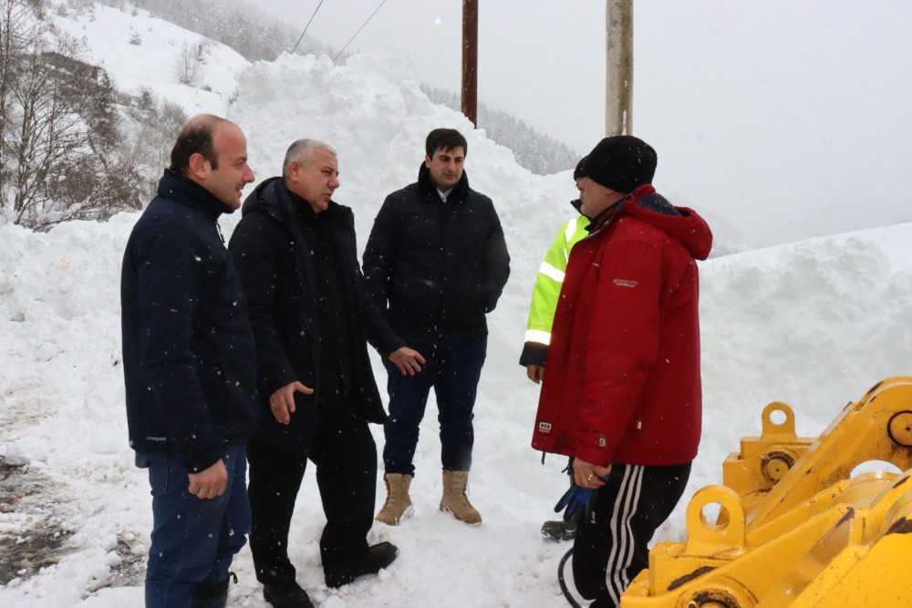ფრიდონ ფუტკარაძე შუახევის მუნიციპალიტეტში სტიქიის შედეგების სალიკვიდაციო სამუშაოებს გაეცნო