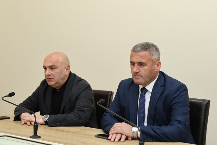 ბიუროს სხდომა