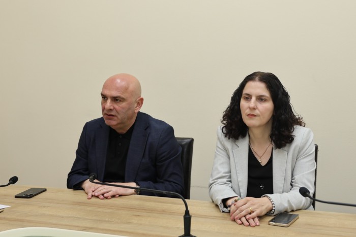 ბიუროს სხდომა 