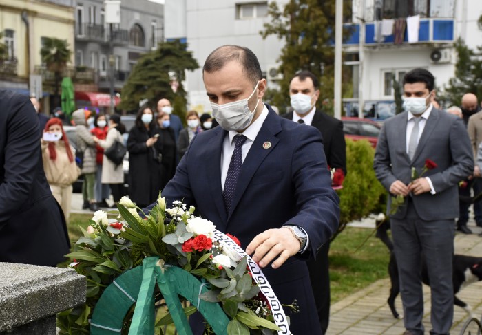 სამშობლოს თავისუფლებისთვის ბრძოლაში დაღუპულები გაიხსენეს ბათუმში