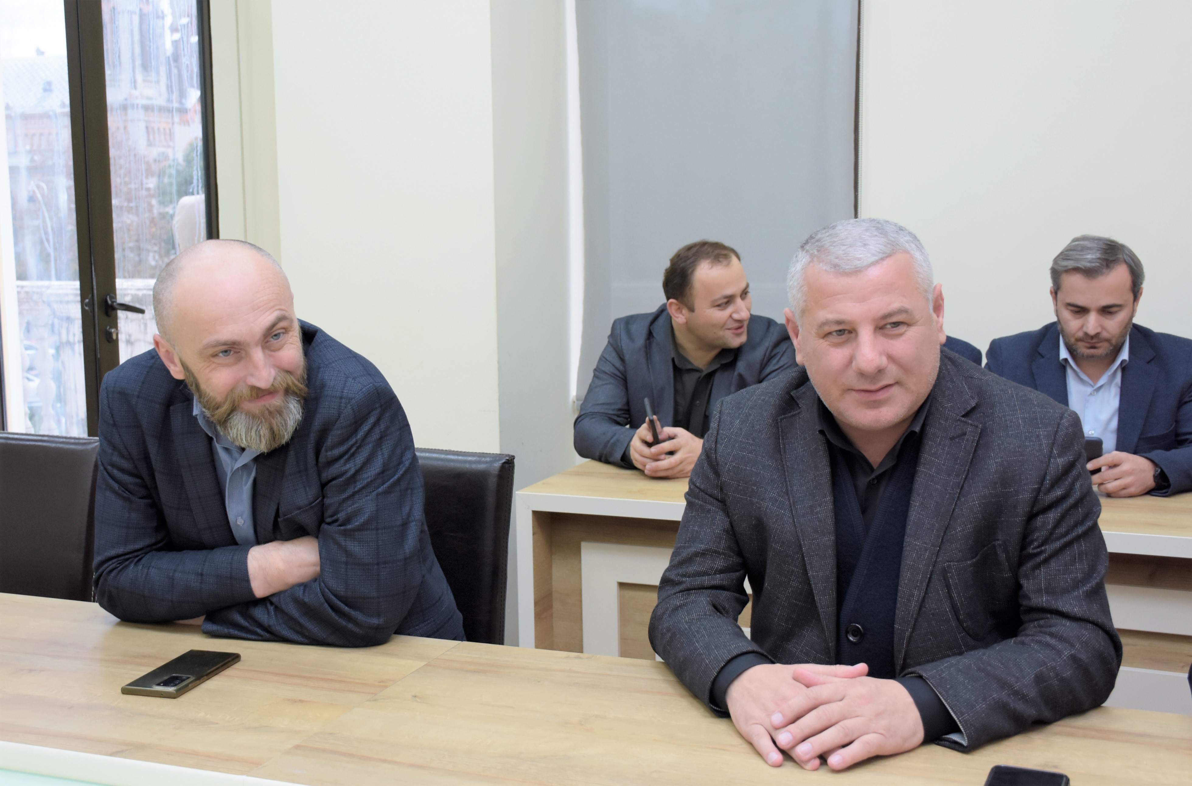 ბიუროს სხდომა