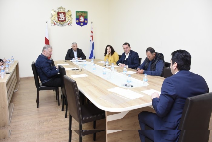 აგრარულ და გარემოს დაცვის საკითხთა კომიტეტის სხდომა