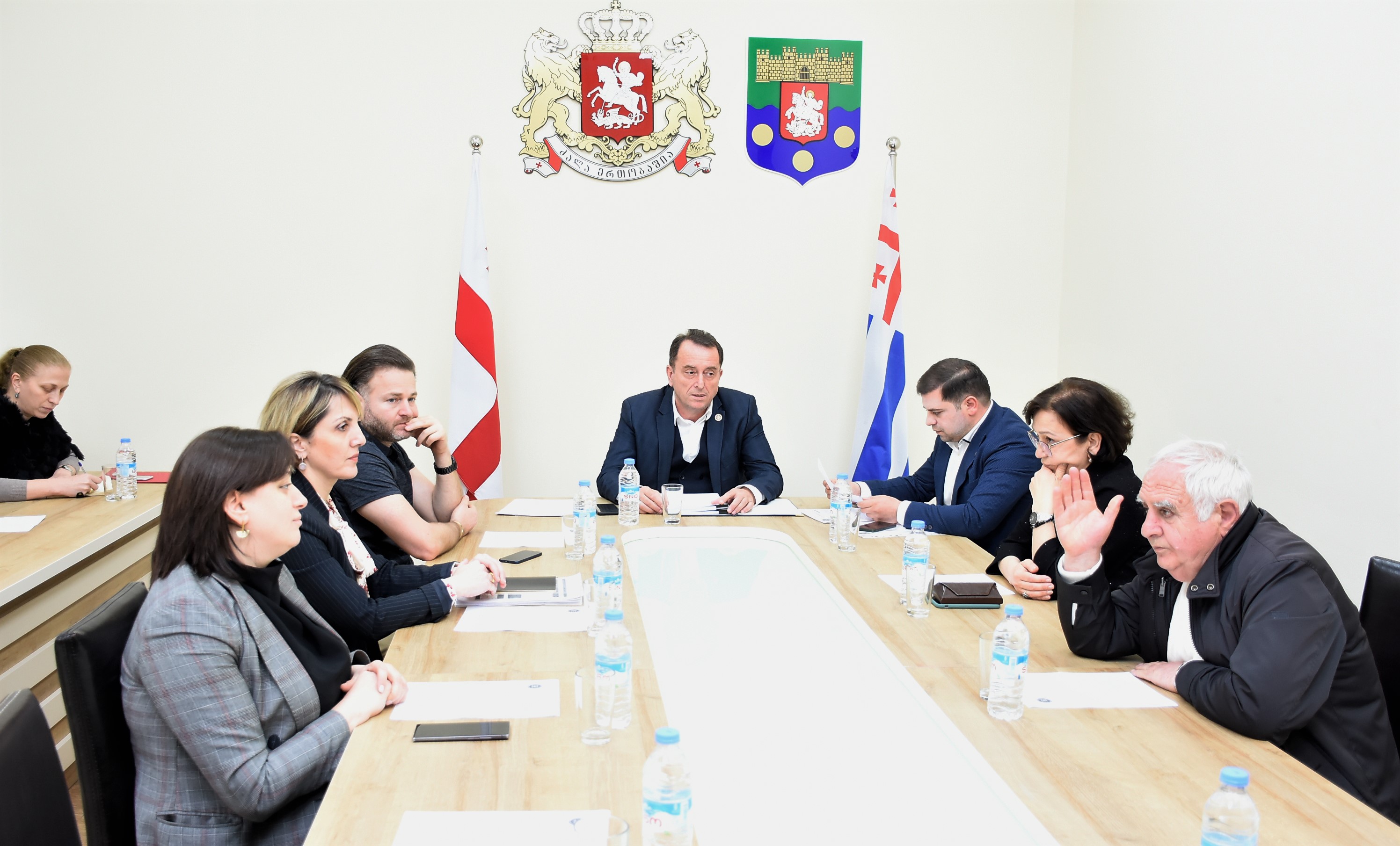 ორი კომიტეტის გაერთიანებული სხდომა