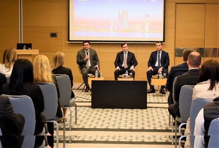 მარინე გვიანიძე ტურიზმის სექტორის წარმომადგენლებთან გამართულ შეხვედრაზე