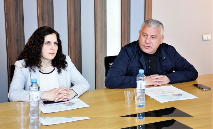 ფრიდონ ფუტკარაძე და მარინე გვიანიძე აჭარის სოფლის მეურნეობის სამინისტროს სამოქმედო გეგმის საჯარო განხილვაში მონაწილეობდნენ