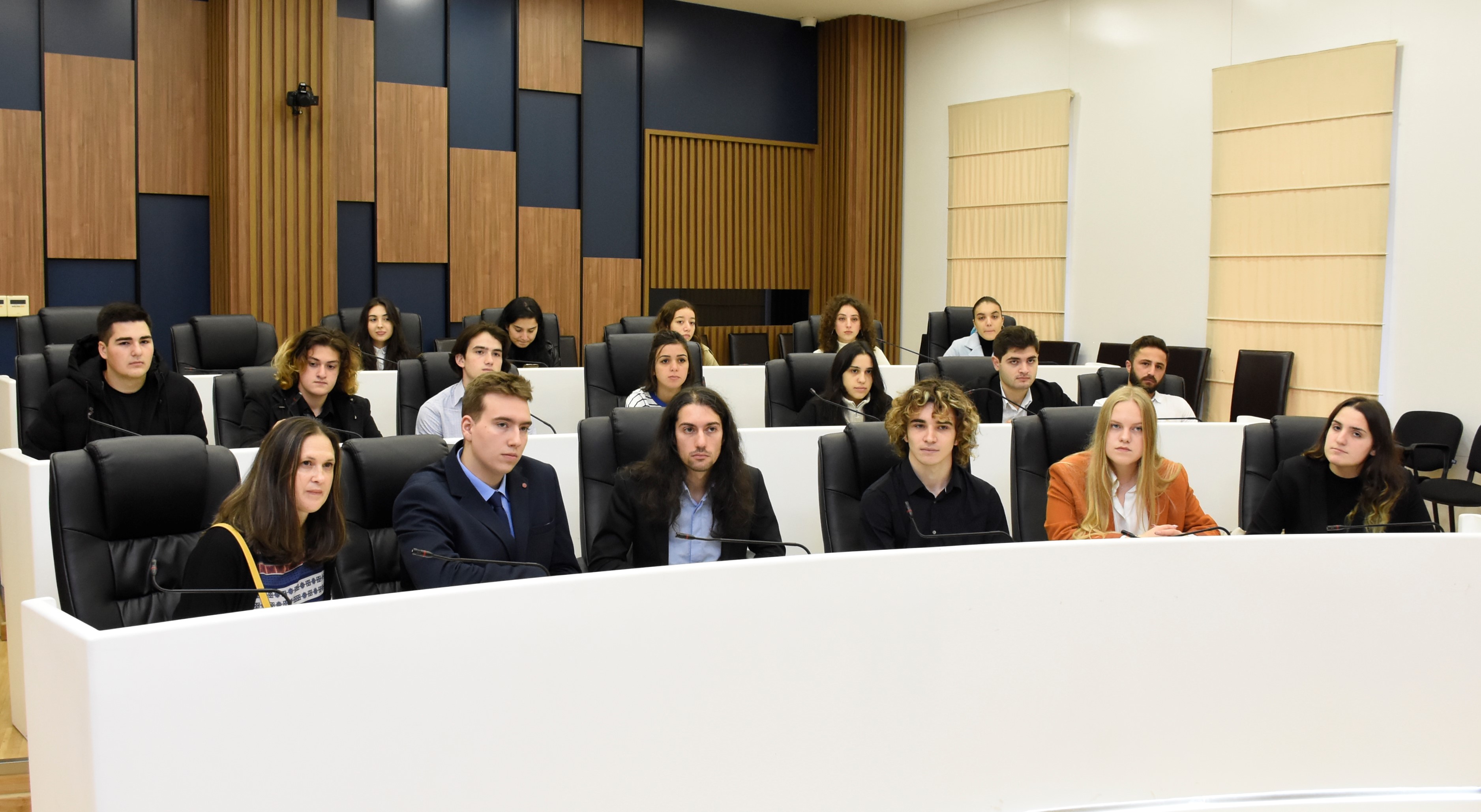 მორიგი ექსკურსია&nbsp; აჭარის უმაღლეს საბჭოში