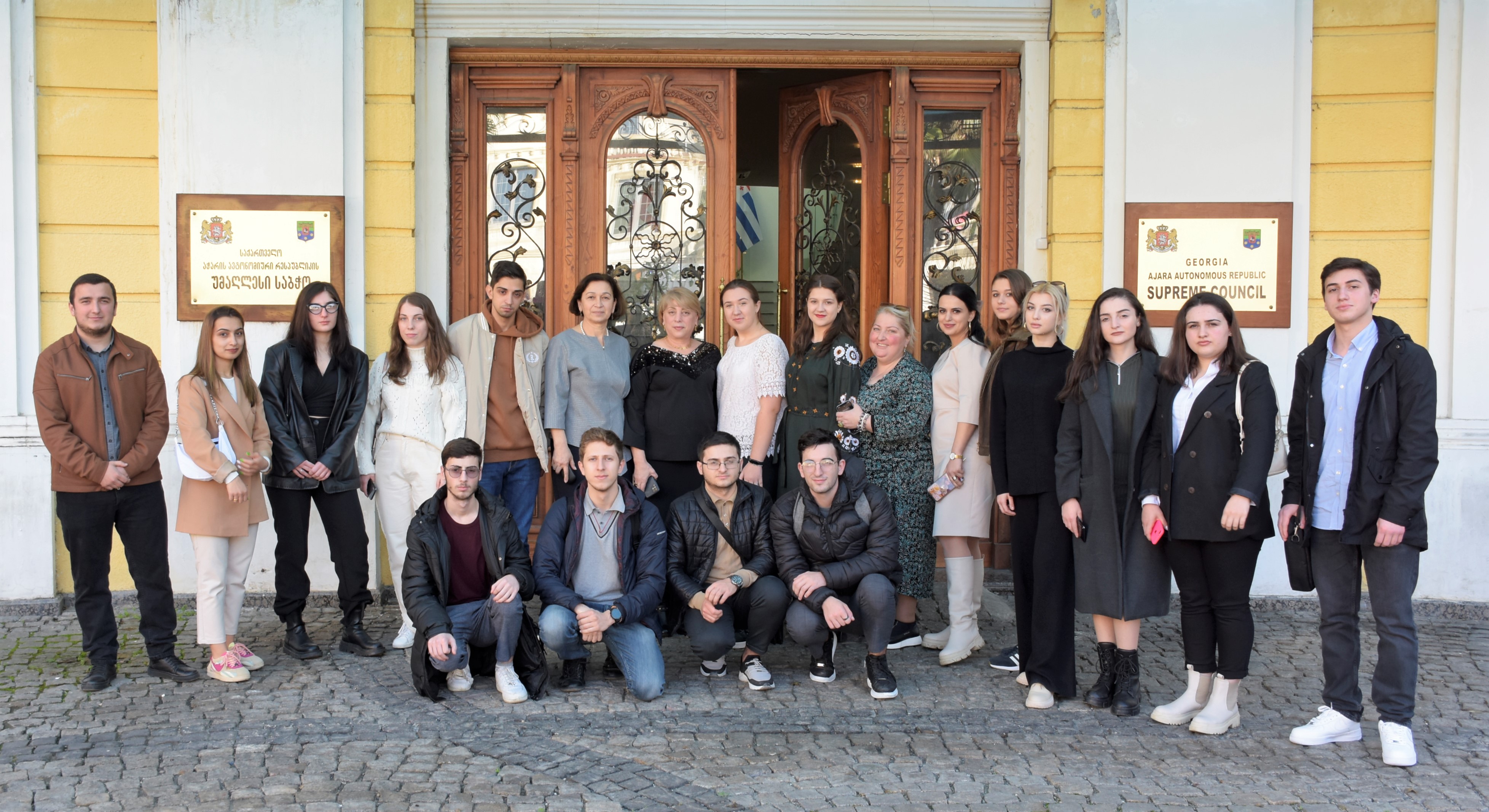 მორიგი ექსკურსია აჭარის უმაღლეს საბჭოში