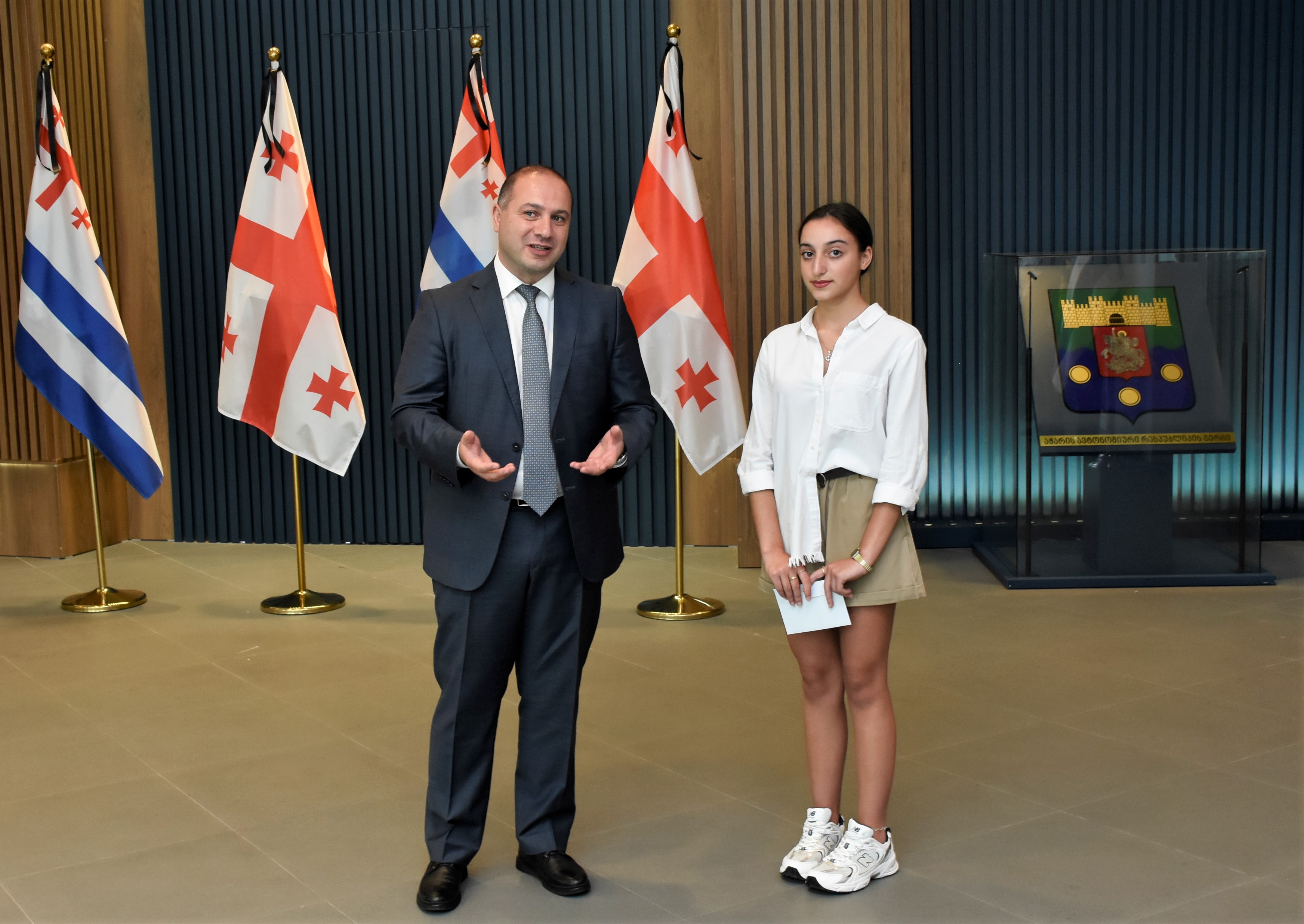  ღია მმართველობის საბჭოს სხდომა აჭარის უმაღლესი საბჭოში