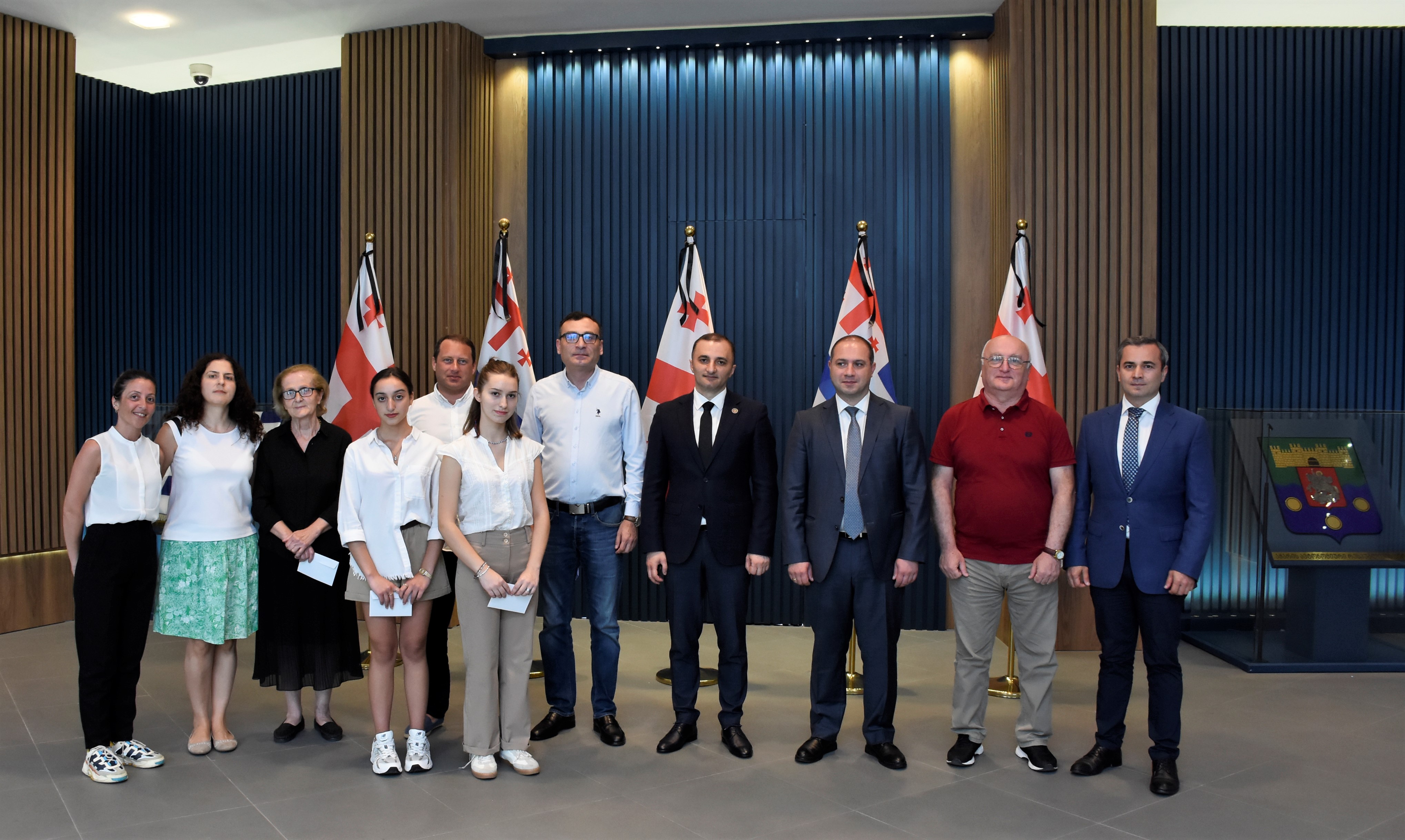  ღია მმართველობის საბჭოს სხდომა აჭარის უმაღლესი საბჭოში