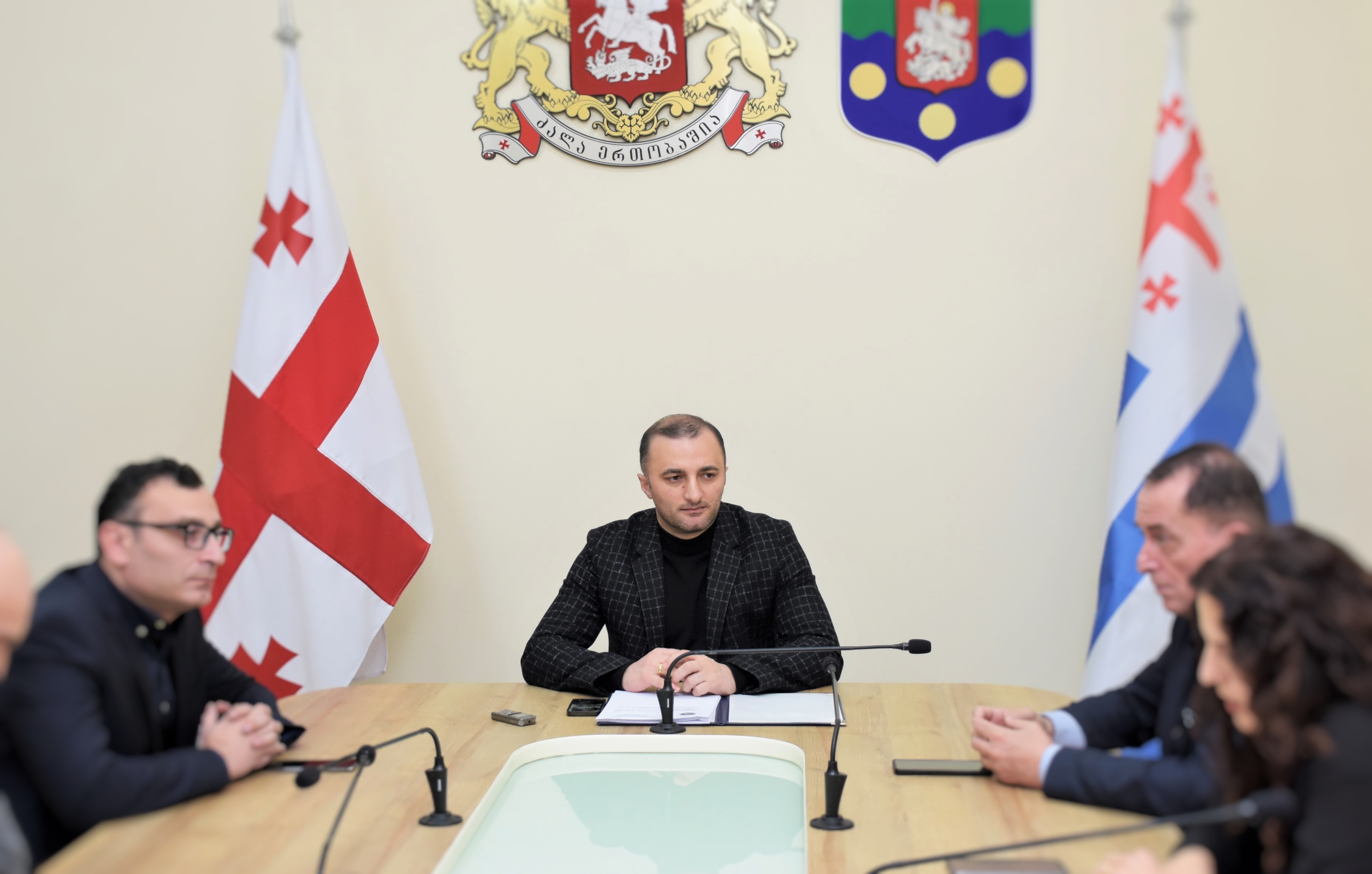 ბიუროს სხდომა