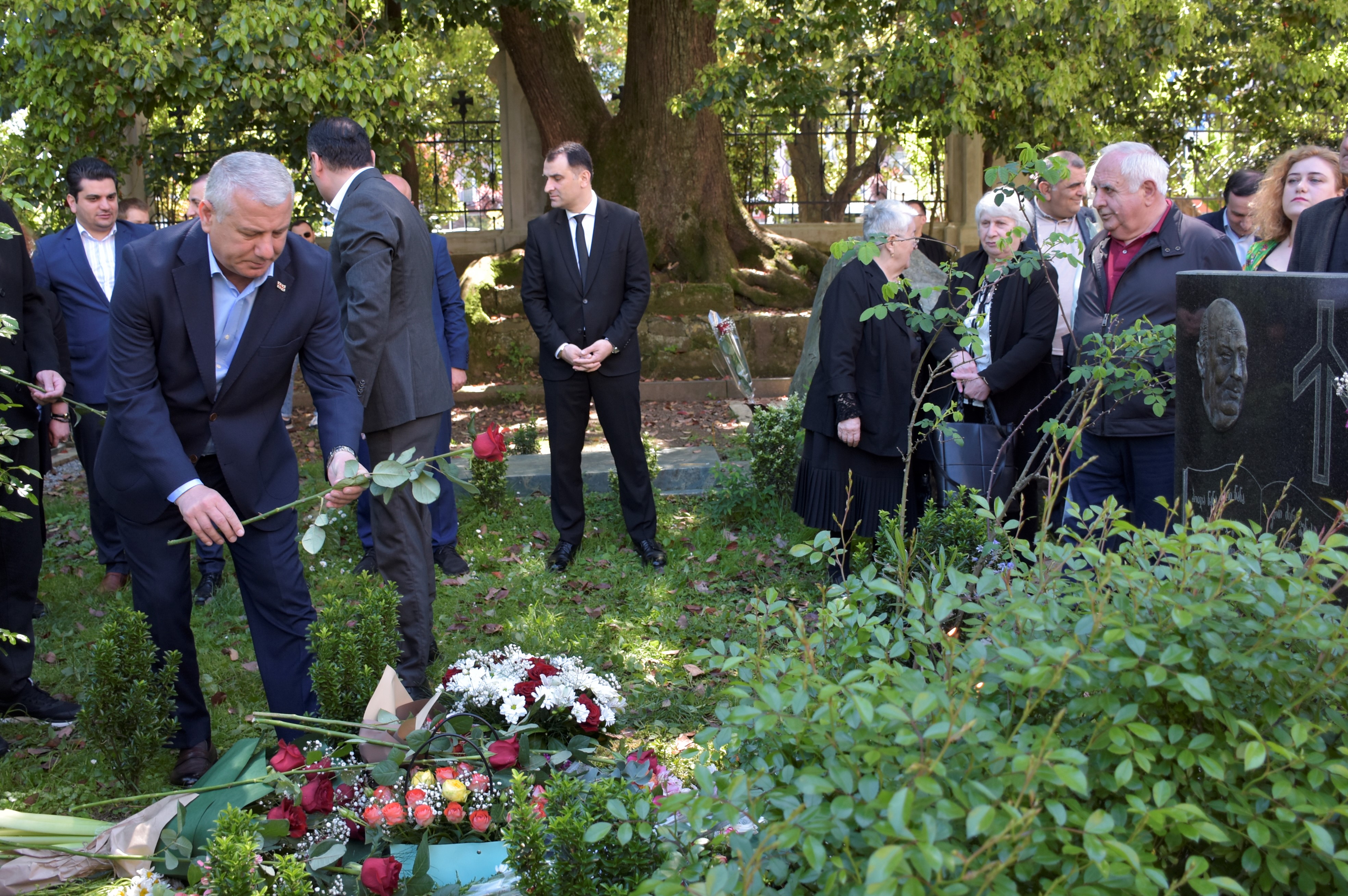 გენიალურ ქართველ პოეტს - ზურაბ გორგილაძეს დღეს 86 წელი შეუსრულდებოდა