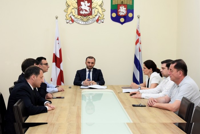 ბიუროს სხდომა