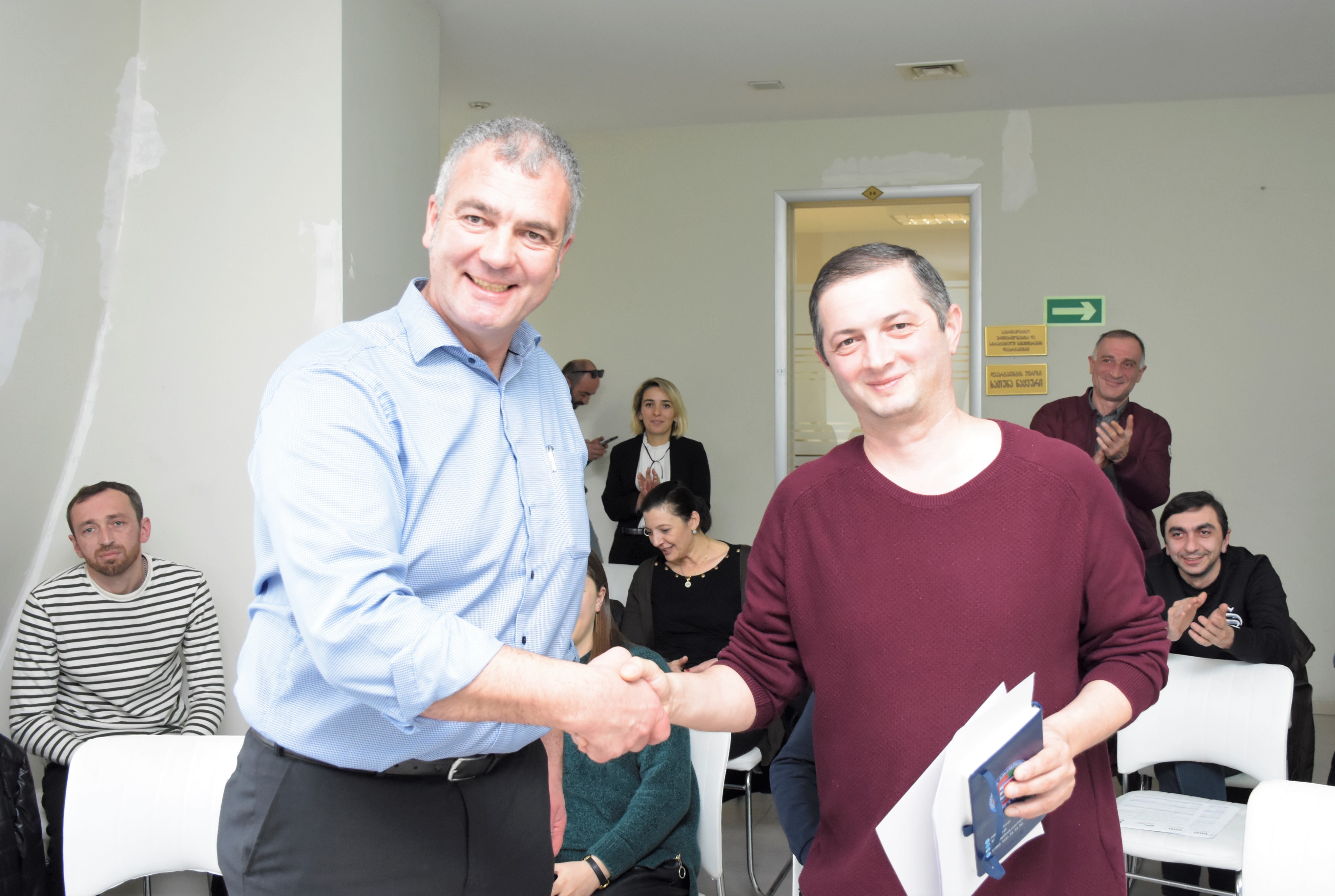 აჭარის უმაღლეს საბჭოში, უსაფრთხო გარემოს შექმნის მიზნით,  ტრენინგი ჩატარდა