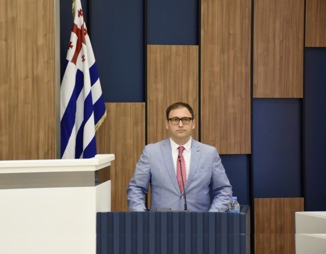 მორიგი პლენარული სხდომა აჭარის უმაღლეს საბჭოში