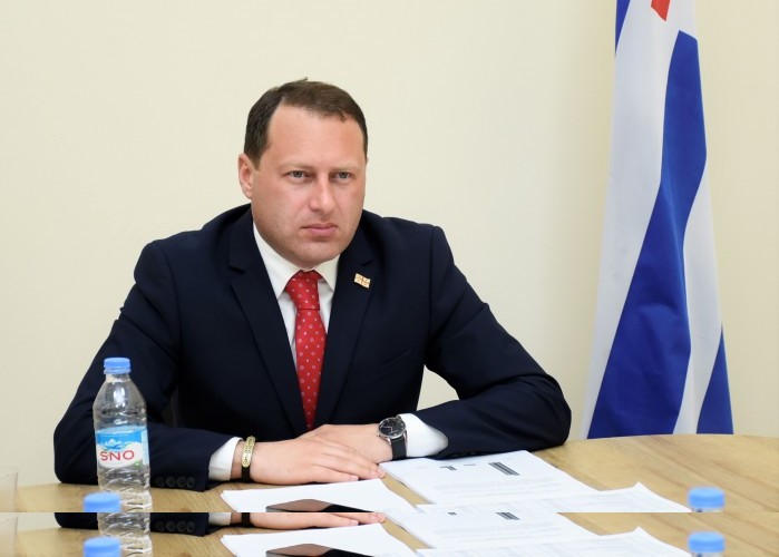 საკონსტიტუციო, იურიდიულ და საპროცედურო საკითხთა კომიტეტის სხდომა