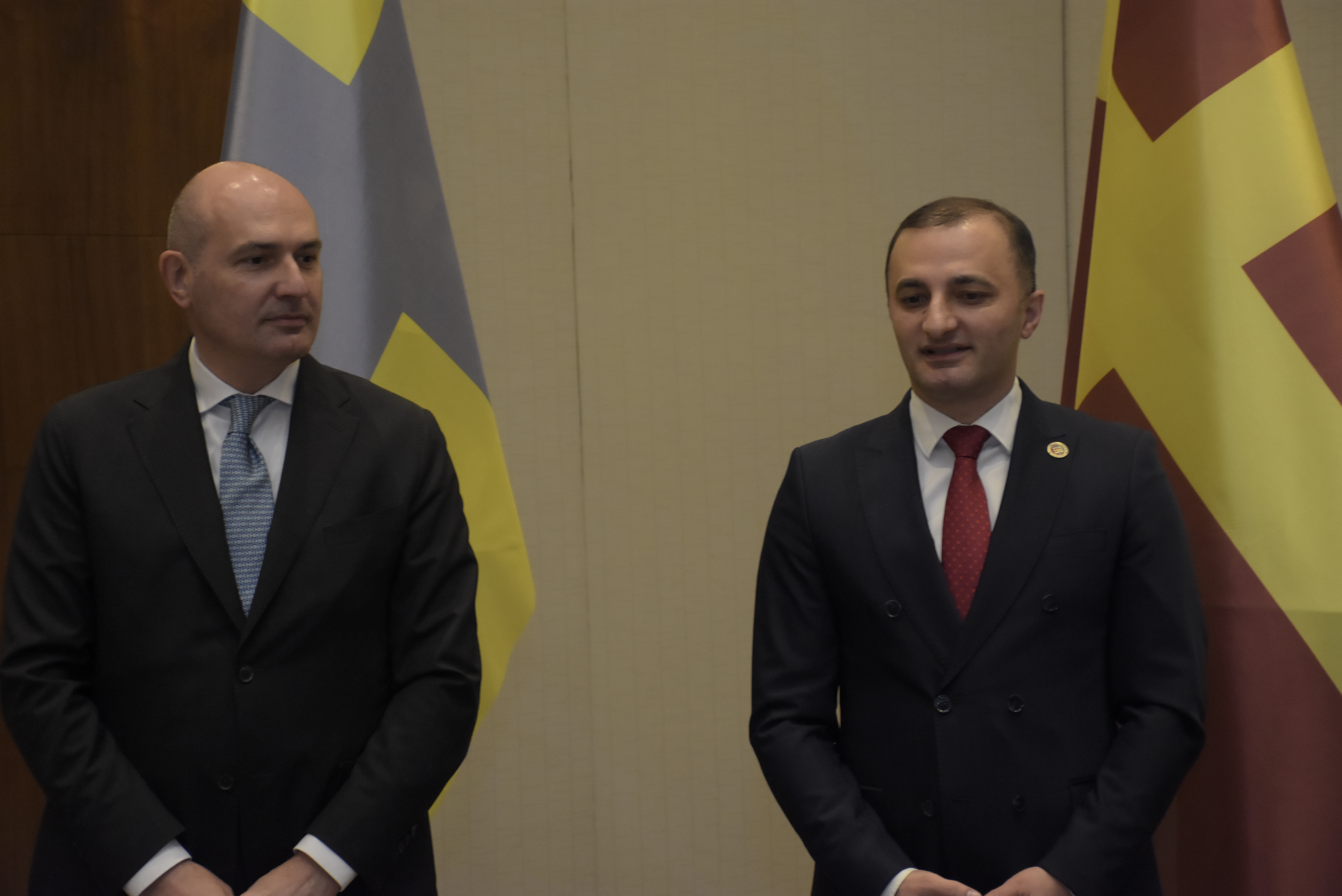 ბათუმში, საქართველოს პარლამენტთან არსებული ჰერალდიკის სახელმწიფო საბჭოს სემინარი - „ავტონომიური რესპუბლიკების სიმბოლოები“ გაიმართა