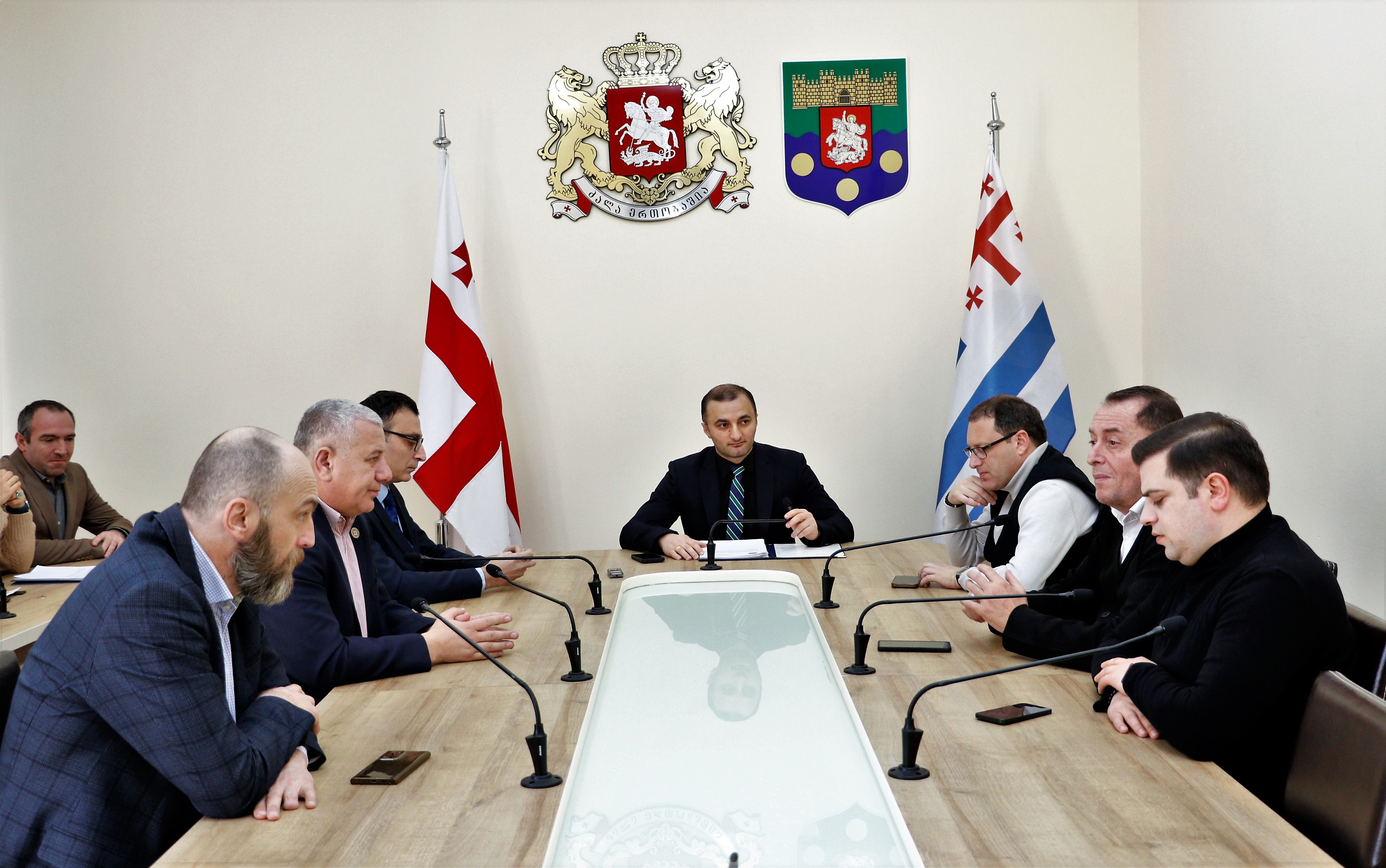 ბიუროს სხდომა 