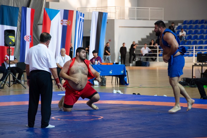 ბათუმმა ქართულ ჭიდაობაში მსოფლიოს პირველ ღია აბსოლიტურ ფალავნობას უმასპინძლა 