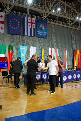 ბათუმმა ქართულ ჭიდაობაში მსოფლიოს პირველ ღია აბსოლიტურ ფალავნობას უმასპინძლა 