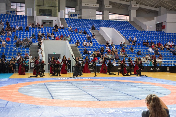 ბათუმმა ქართულ ჭიდაობაში მსოფლიოს პირველ ღია აბსოლიტურ ფალავნობას უმასპინძლა 