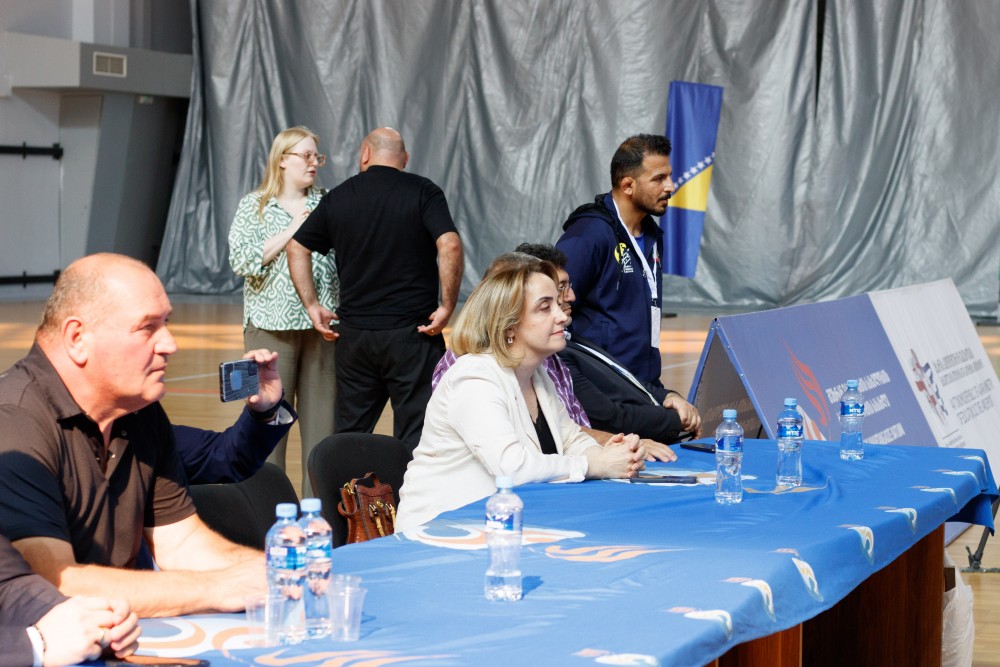 ბათუმმა ქართულ ჭიდაობაში მსოფლიოს პირველ ღია აბსოლიტურ ფალავნობას უმასპინძლა 