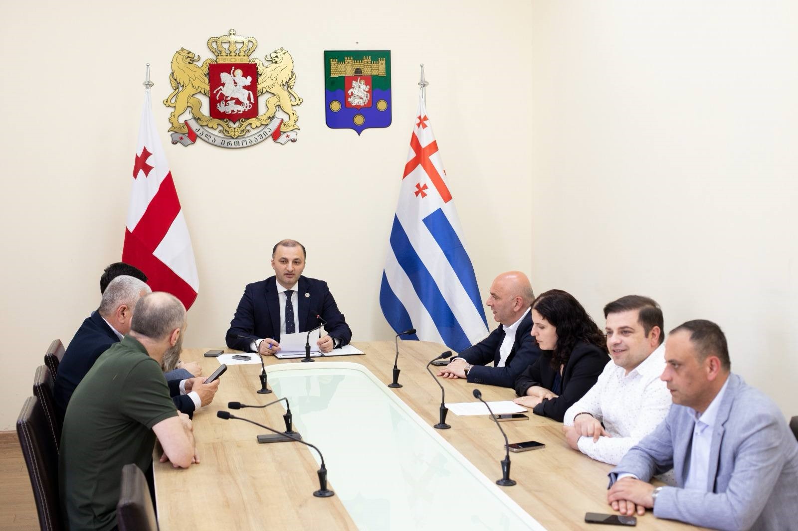                                 ბიუროს სხდომა