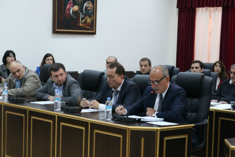 გაერთიანებულ სხდომაზე მინისტრების ანგარიშები მოისმინეს