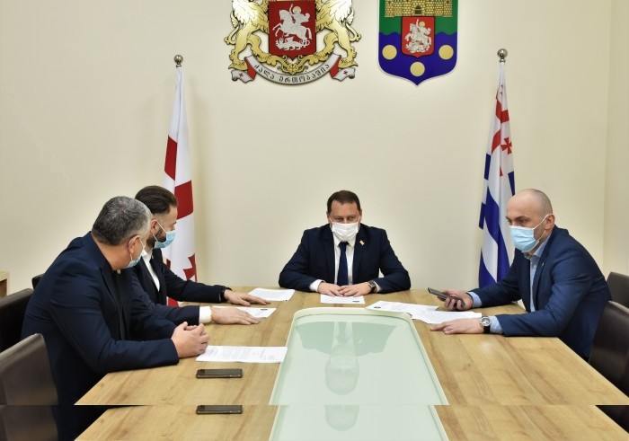 ახალარჩეულ უმაღლეს საბჭოში კომიტეტების პირველი სხდომები გაიმართა