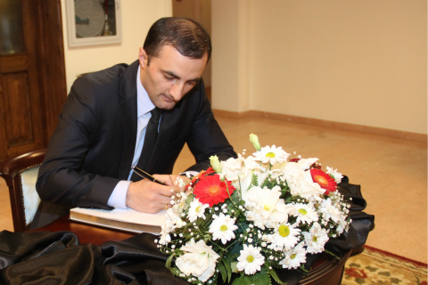 სამძიმარი თურქ ხალხს