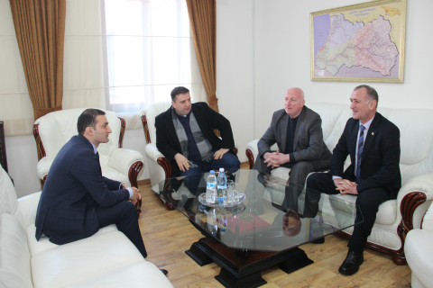 დავით გაბაიძე სავაჭრო-სამრეწველო პალატის წარმომადგენლებს შეხვდა