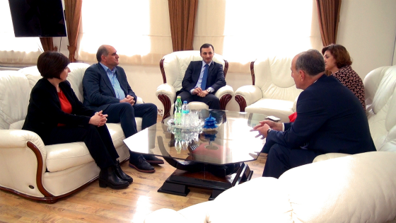 დავით გაბაიძემ ისმეთ დინდარს უმასპინძლა