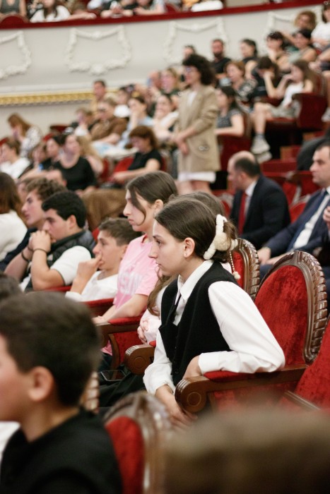 საგნობრივ ოლიმპიადასა და კონკურსებში გამარჯვებულების დაჯილდოება 