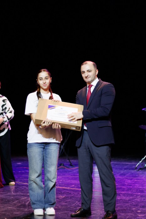 საგნობრივ ოლიმპიადასა და კონკურსებში გამარჯვებულების დაჯილდოება 