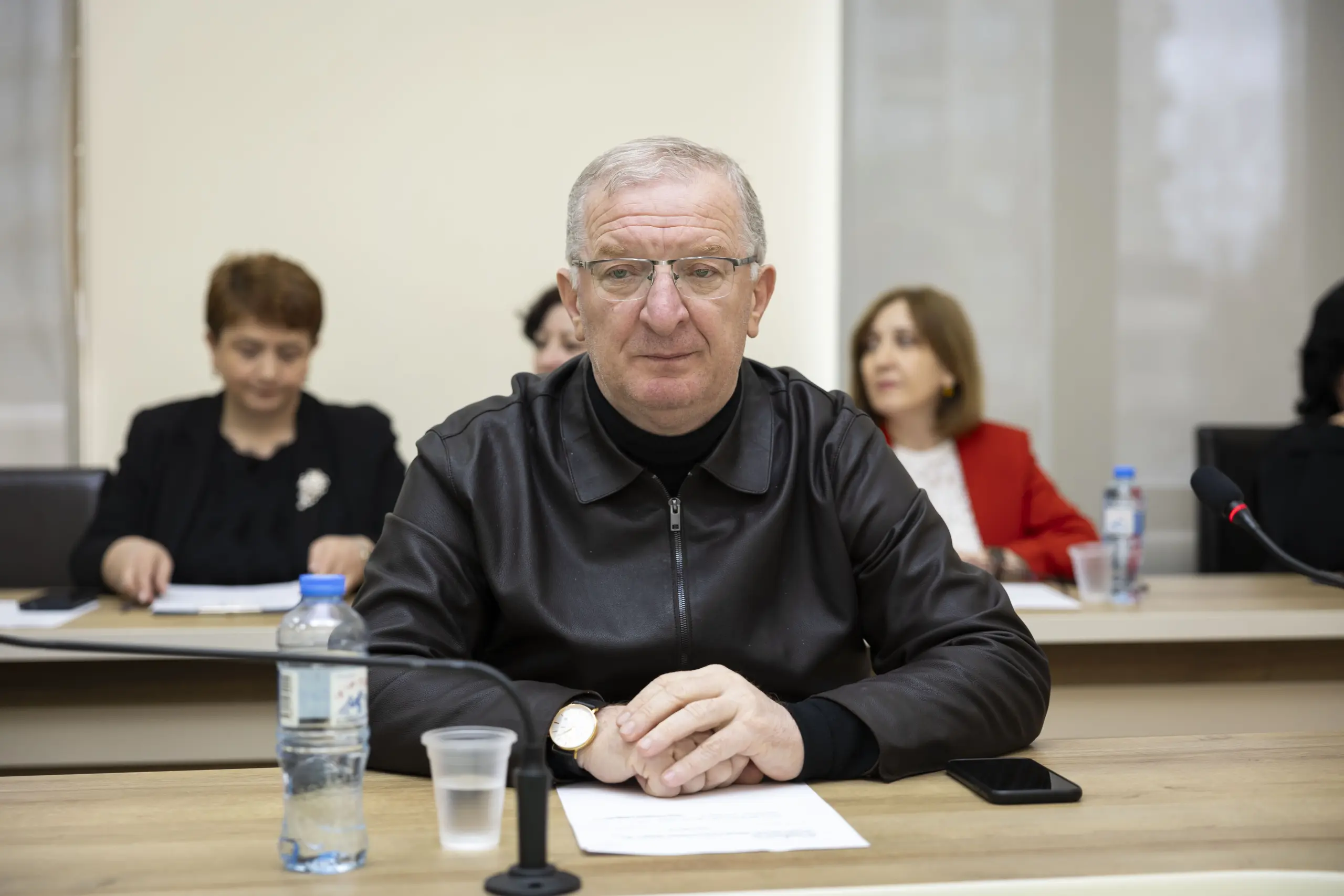 განათლების, მეცნიერების, კულტურისა და სპორტის კომიტეტის სხდომა