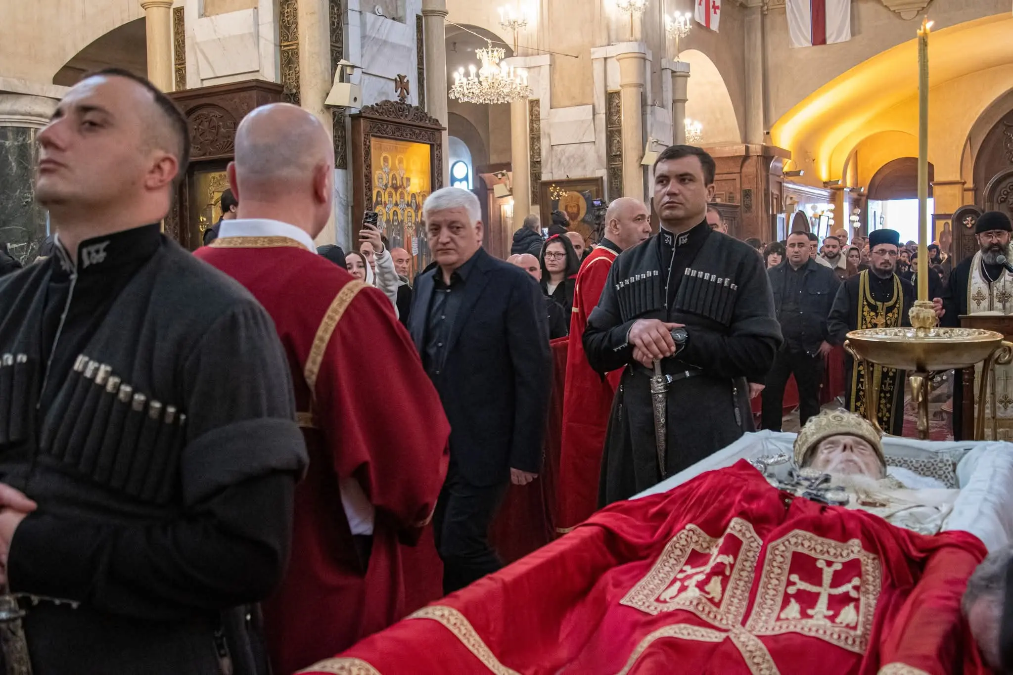 საქართველო - ილია მეორეს ემშვიდობება