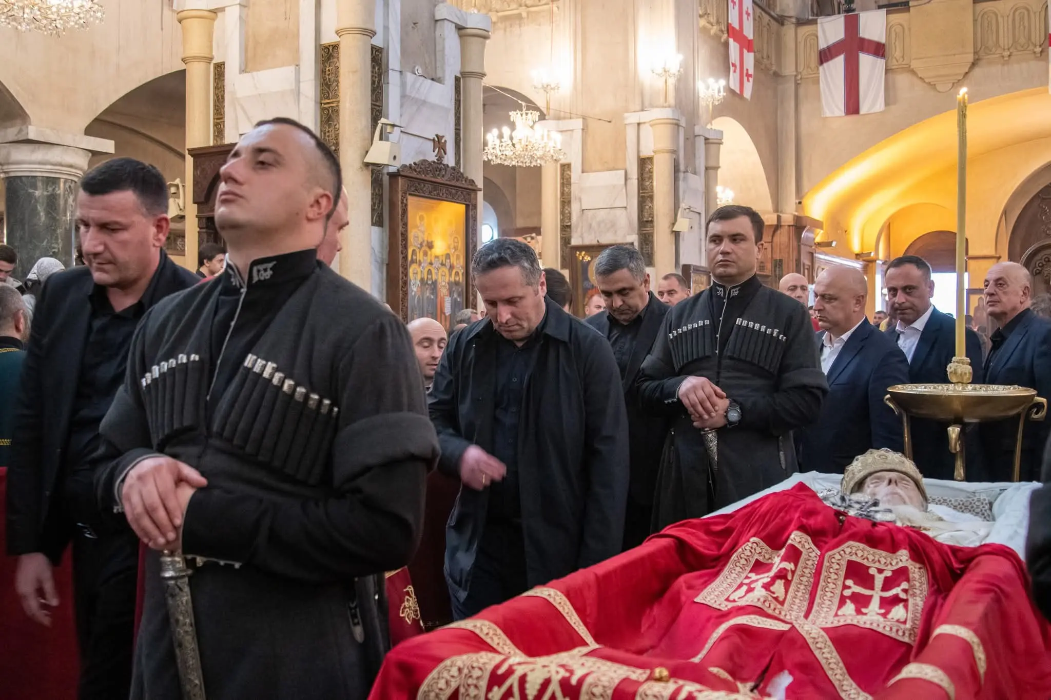 საქართველო - ილია მეორეს ემშვიდობება