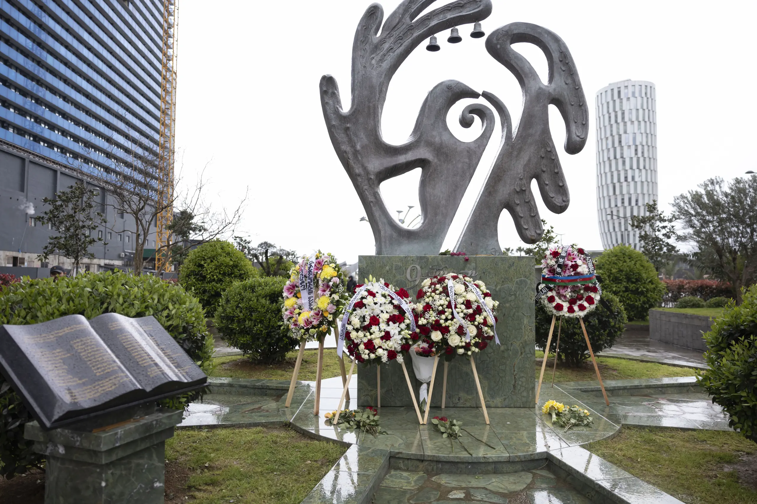 37 წელი 9 აპრილიდან